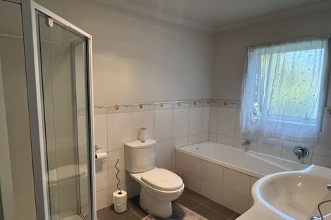 Photo of property in 111a Triangle Road, Massey, Auckland, 0614