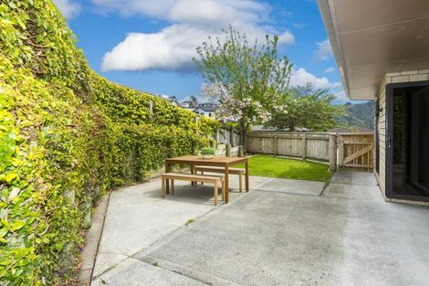 Photo of property in 58 King Charles Drive, Kingsley Heights, Upper Hutt, 5018