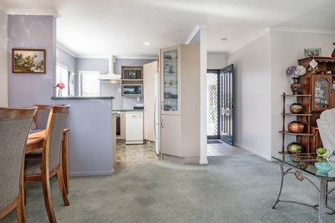 Photo of property in 4/304 Southampton Street West, Hastings, 4122