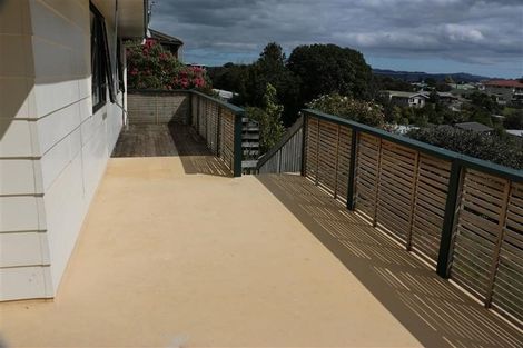 Photo of property in 9 Rangimaarie Crescent, Snells Beach, 0920