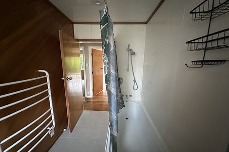 Photo of property in 2/5 Wilmshurst Place, Tawa, Wellington, 5028