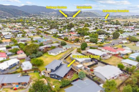 Photo of property in 14 Cypress Grove, Paraparaumu, 5032