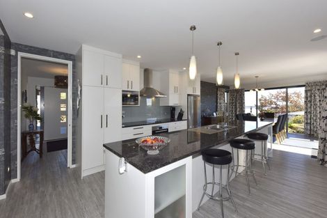 Photo of property in 9 Kenmure Drive, Huntsbury, Christchurch, 8022