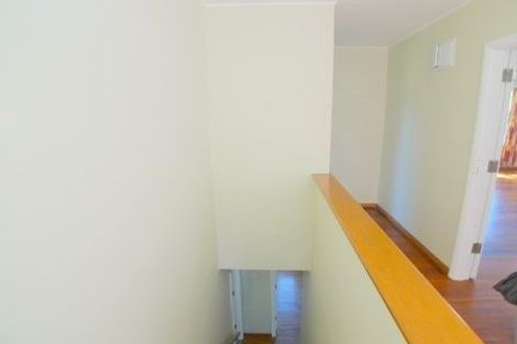 Photo of property in 21 Montgomery Avenue, Karori, Wellington, 6012