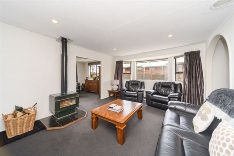 Photo of property in 3 Newland Court, Palmerston North, 4410