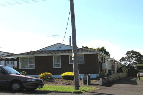 Photo of property in 1/8 Akehurst Avenue, New Lynn, Auckland, 0600