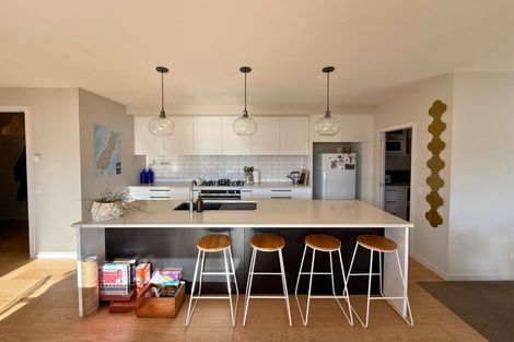 Photo of property in 63 Minaret Ridge, Wanaka, 9305