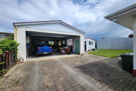 Photo of property in 18 Glendale Crescent, Holmes Hill, Oamaru, 9401