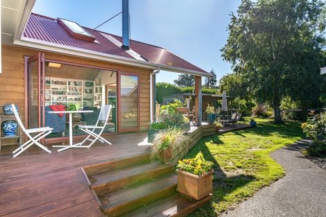 Photo of property in 12 Dixon Street, Carterton, 5713