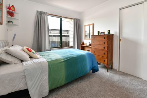 Photo of property in 24 Red Hibiscus Road, Stanmore Bay, Whangaparaoa, 0932