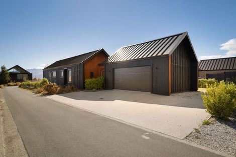 Photo of property in 19 Glenfiddich Road, Jacks Point, Queenstown, 9371