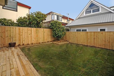 Photo of property in 10b Campbell Street, Karori, Wellington, 6012