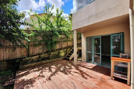 Photo of property in 1/38 Gulf View Road, Murrays Bay, Auckland, 0630