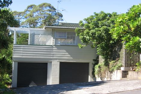 Photo of property in 14 Malters Place, Browns Bay, Auckland, 0630
