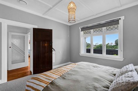 Photo of property in 21 Gaine Street, New Plymouth, 4310