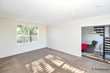 Photo of property in 35 Eden Street, Mangere East, Auckland, 2024