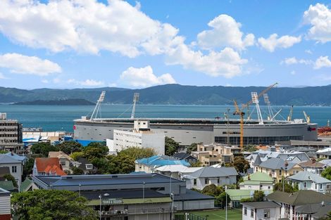 Photo of property in Westhaven Apartments, 24/127 Molesworth Street, Thorndon, Wellington, 6011