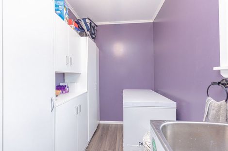 Photo of property in 74 Matai Street, Castlecliff, Whanganui, 4501