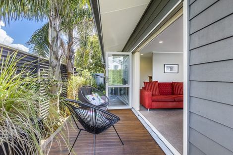 Photo of property in 1 Montmere Avenue, Te Atatu Peninsula, Auckland, 0610