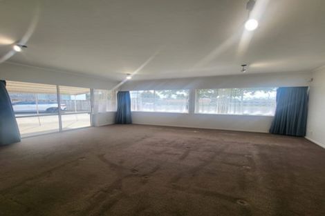 Photo of property in 5 Isola Place, Manukau, Auckland, 2025