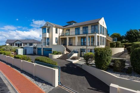 Photo of property in 6 Highgrove, Saint Clair, Dunedin, 9012