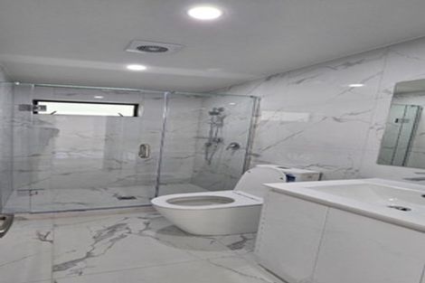 Photo of property in 8b Nield Road, Manurewa, Auckland, 2102