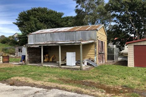 Photo of property in 1 Allan Street, Waiwera South, Clinton, 9584