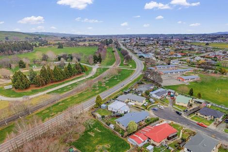 Photo of property in 15 Cambridge Terrace, East Gore, Gore, 9710