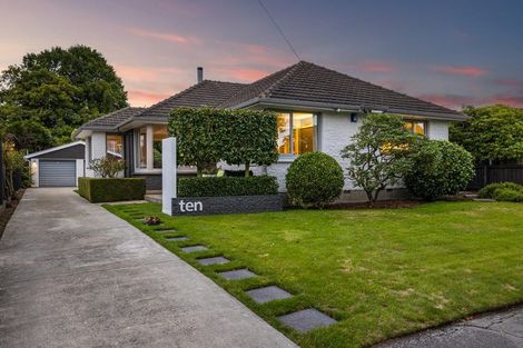 Photo of property in 10 Reynolds Avenue, Bishopdale, Christchurch, 8053