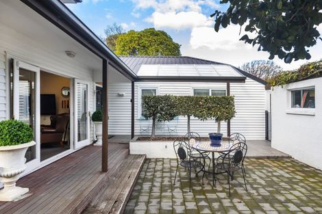 Photo of property in 36 Jacksons Road, Merivale, Christchurch, 8014