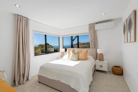 Photo of property in 2/30 Firth Road, Torbay, Auckland, 0630