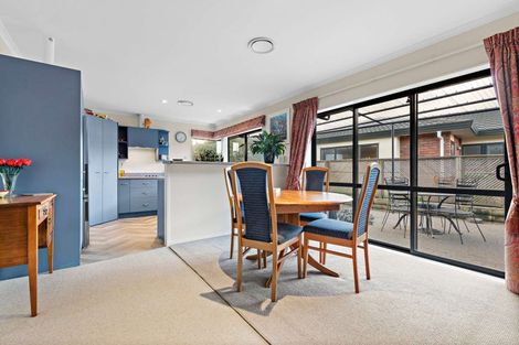 Photo of property in 53 Tawavale Street, Pukehangi, Rotorua, 3015