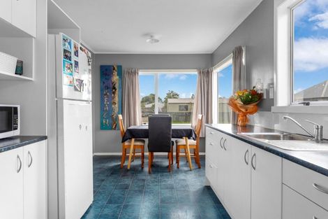 Photo of property in 6 Rimu Street, Edgecumbe, 3120