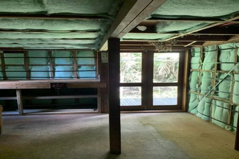 Photo of property in 44 Island Bay Road, Beach Haven, Auckland, 0626