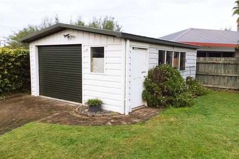 Photo of property in 33 Admiral Crescent, Flagstaff, Hamilton, 3210