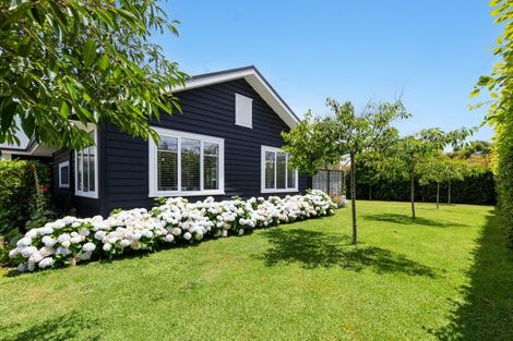 Photo of property in 11 Wrybill Way, Point Wells, Warkworth, 0986