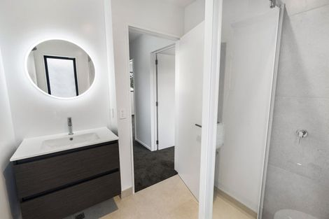 Photo of property in 2/67 Osborne Street, Waltham, Christchurch, 8011