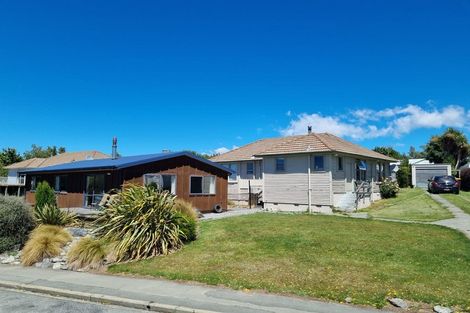 Photo of property in 16 Aorangi Crescent, Lake Tekapo, 7999