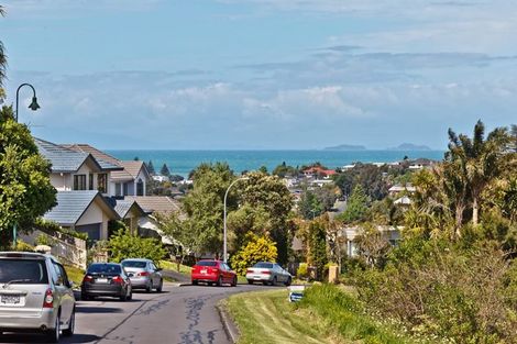 Photo of property in 26 Mulgan Way, Browns Bay, Auckland, 0630