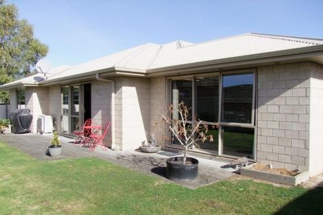 Photo of property in 21 Burns Street, Milton, 9220