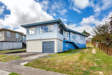 Photo of property in 46 Arahura Crescent, Waitangirua, Porirua, 5024