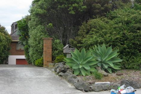 Photo of property in 45 Roberts Road, Matakatia, Whangaparaoa, 0930