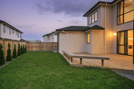 Photo of property in 32 Pioneer Rise, Silverdale, 0932