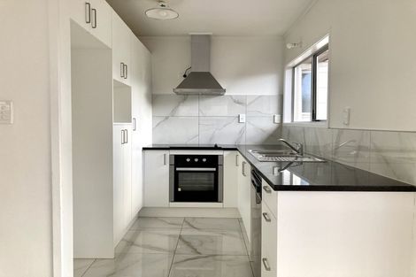 Photo of property in 17 Camrose Place, Glenfield, Auckland, 0629