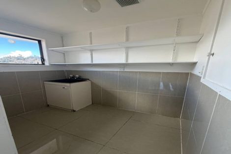 Photo of property in 16 Antalya Place, Manurewa, Auckland, 2102