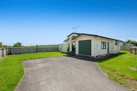 Photo of property in 31f Springs Road, Parakai, 0830