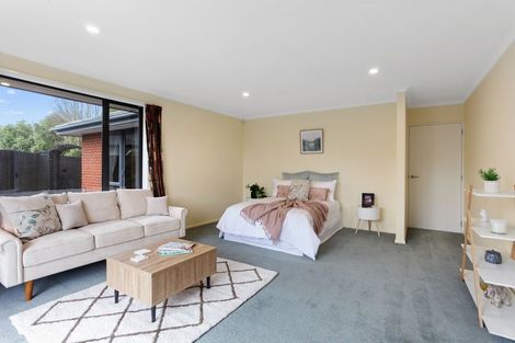 Photo of property in 6 Te Pihopa Way, Aidanfield, Christchurch, 8025