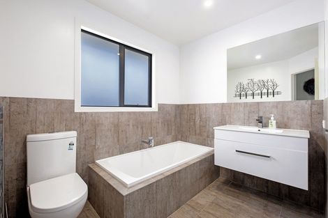 Photo of property in 36 Perriam Place, Mount Pisa, Cromwell, 9383