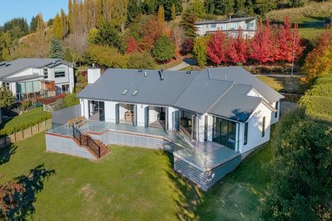 Photo of property in 4 Lindmore Lane, Lower Shotover, Queenstown, 9371