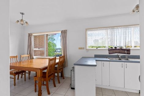 Photo of property in 4 Amorino Drive, Red Beach, 0932